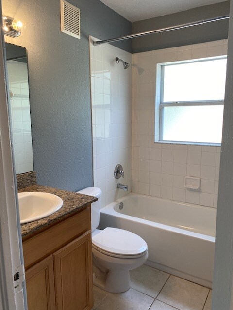 Bathroom 1 - 225 E New Hampshire St
