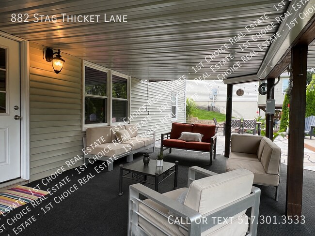 Building Photo - 882 Stag Thicket Ln