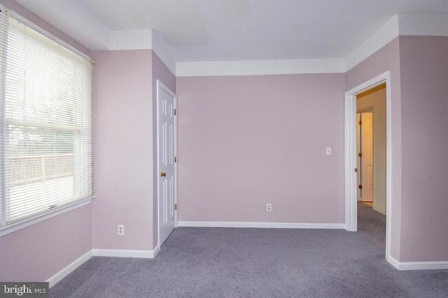 Building Photo - 313 Harper Dr