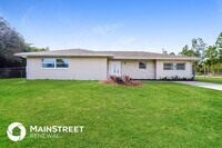 Building Photo - 300 East 10th Street