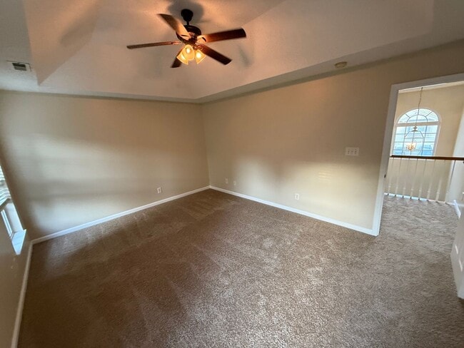 Building Photo - Cute Home in Great North Charlotte Community