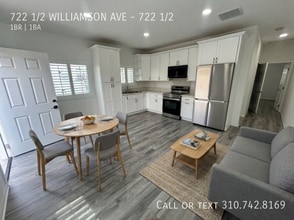 Building Photo - 722 1/2 WILLIAMSON AVE-722 1/2