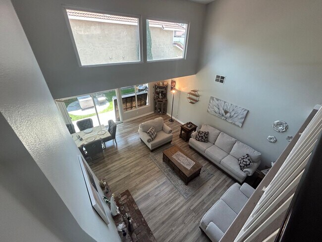 Building Photo - Upgraded 4-Bedroom Home in Gated Green Riv...
