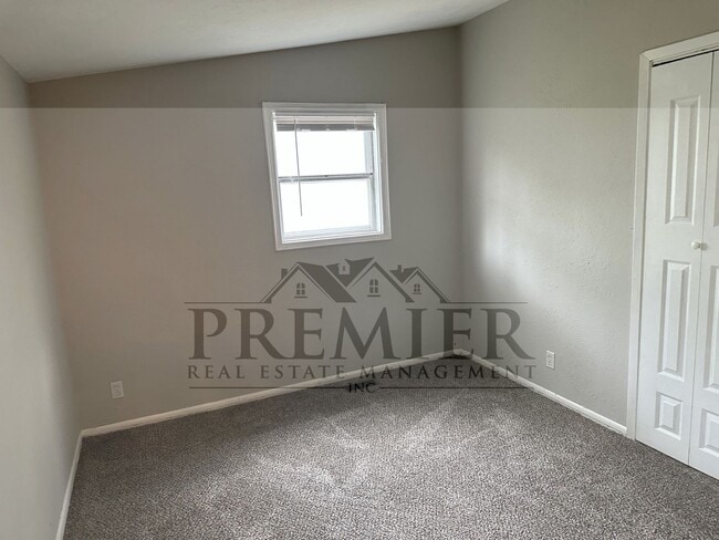 Building Photo - 505 N Geronimo Dr