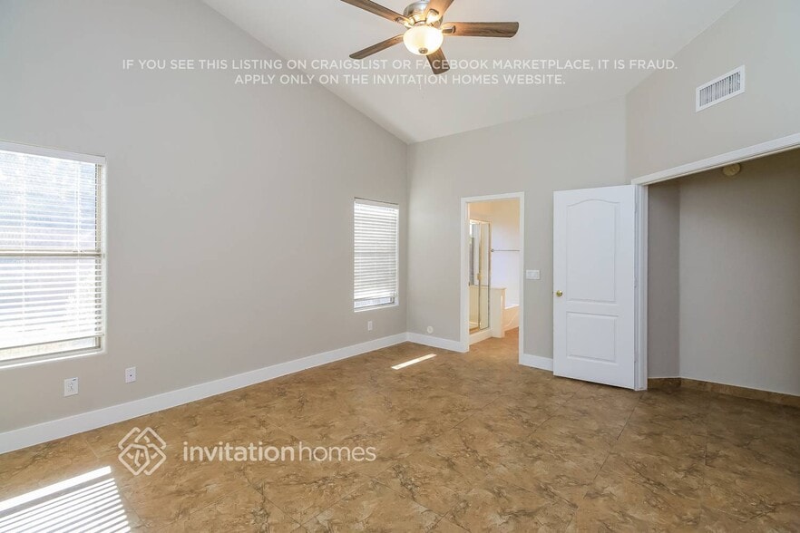 Building Photo - 9827 Olla Ave