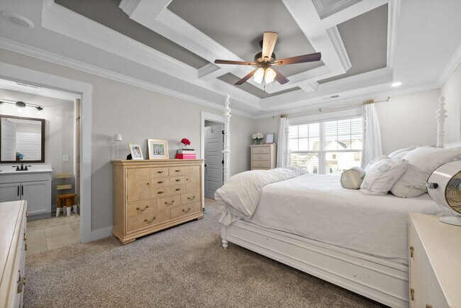 Building Photo - 331 Bluebriar Trace