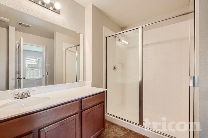 Building Photo - 3205 Emory Oak Way