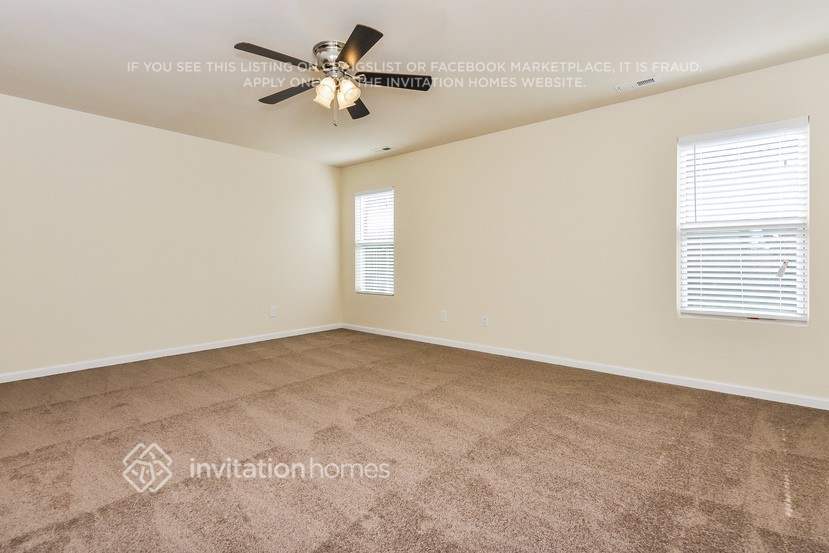 Building Photo - 251 Chadford Pl