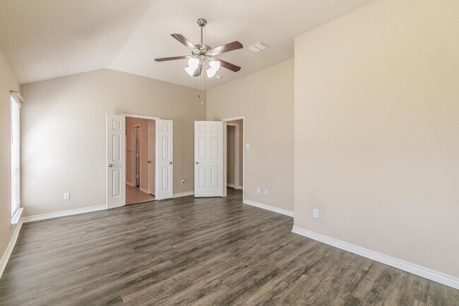 Building Photo - Single story 4 bedroom in Marine Creek Ranch
