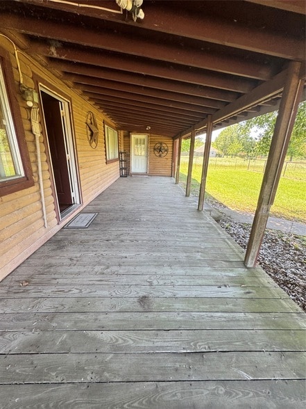 Building Photo - 75 Scott Rd