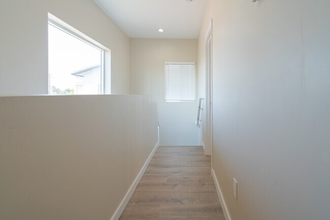 Building Photo - 5041 Art St