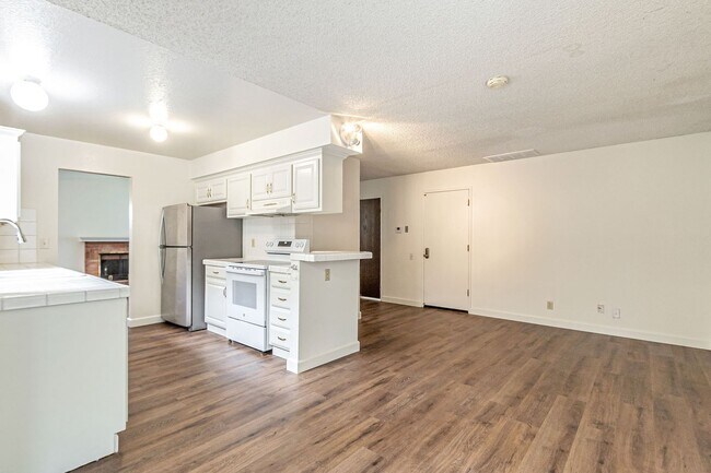 Building Photo - Spacious 4-Bedroom Home in Prime Milpitas