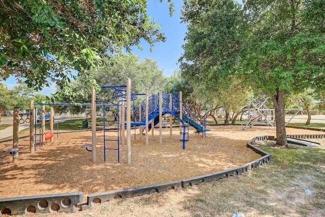 Building Photo - 314 Bello Dr