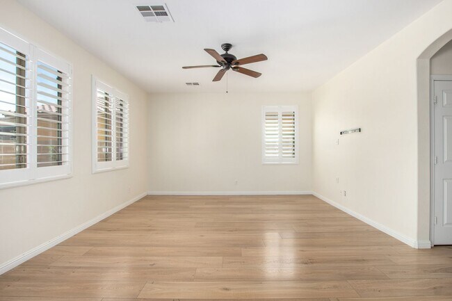 Building Photo - 3 Bedroom 2.5  Bathroom  - Villages at Ran...