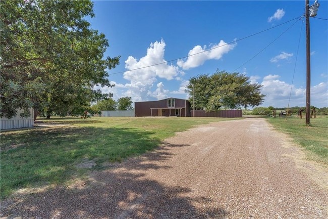 Building Photo - 5753 Blackburn Dr