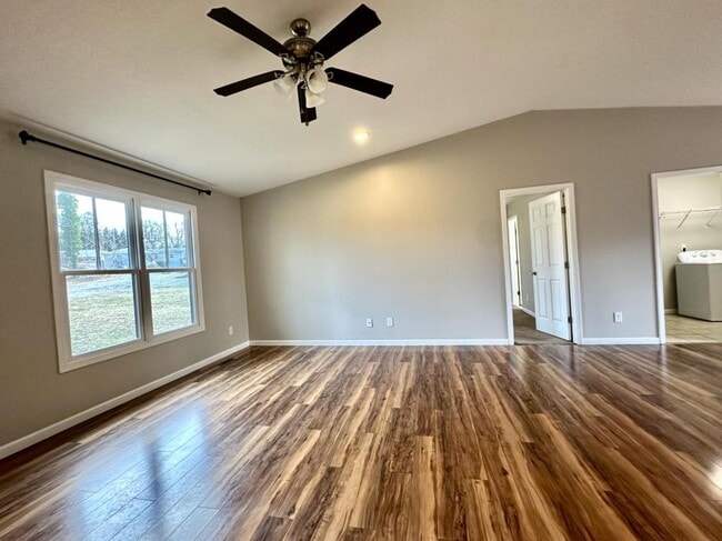 Building Photo - 15 Sand Hill School Rd