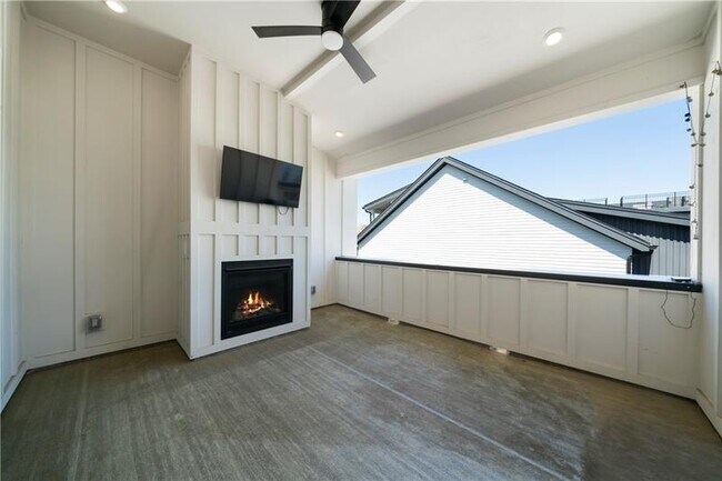 Building Photo - 2347 Hosea L Williams Dr SE