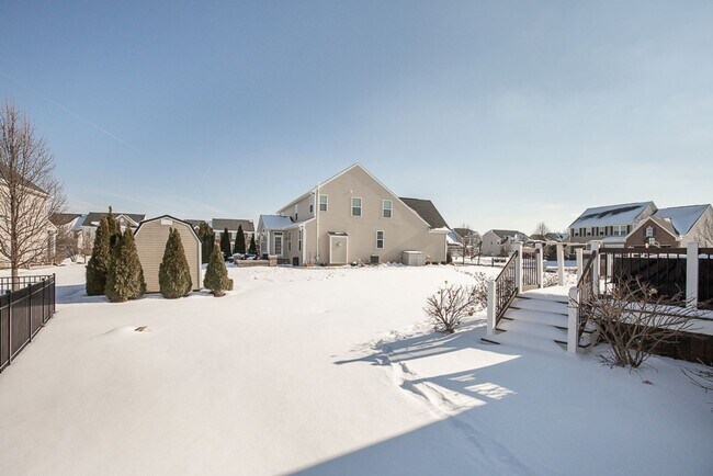 Building Photo - 2457 Woodhawk Ln
