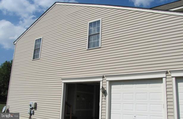 Building Photo - Ashburn Oasis: Your Luxurious Retreat