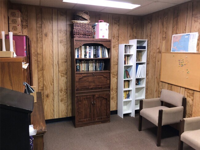 Building Photo - 1113 Lawrence St