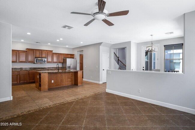 Building Photo - 1331 S Colt Dr
