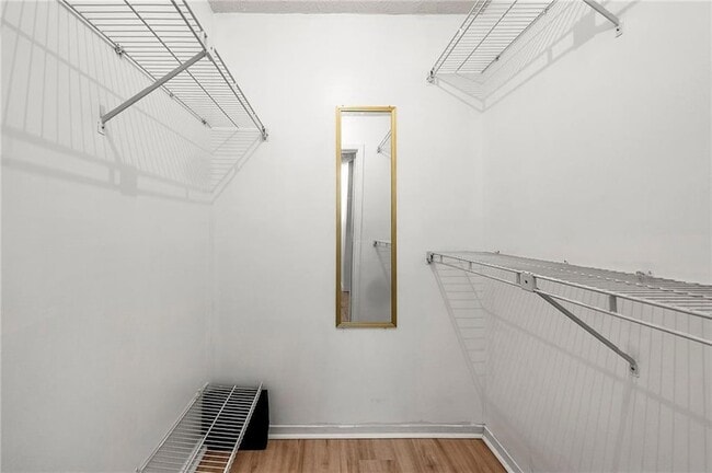 Building Photo - 1306 McClelen Way