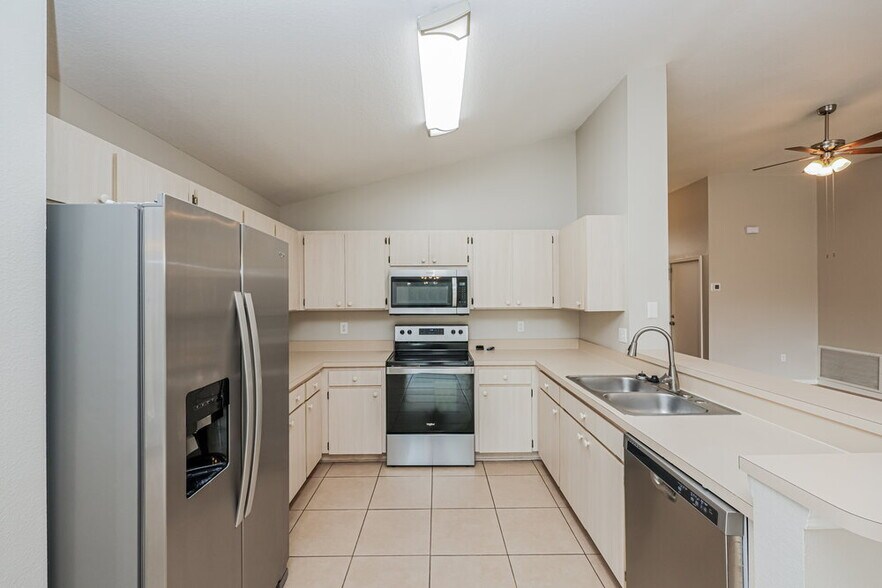 Building Photo - 5322 Watson Rd