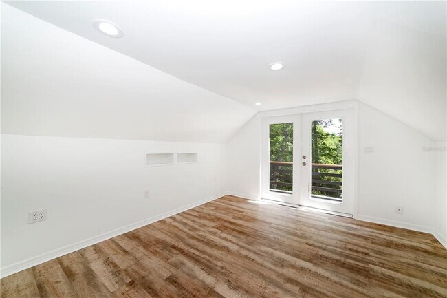 Building Photo - 5629 NW 97th St