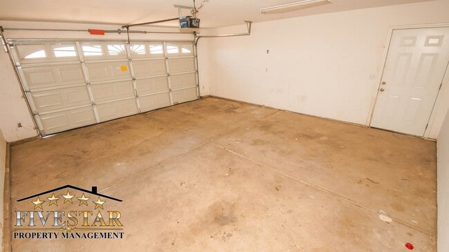 Building Photo - 3610 Madison Ave