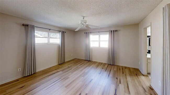 Building Photo - 8625 SW 94th St