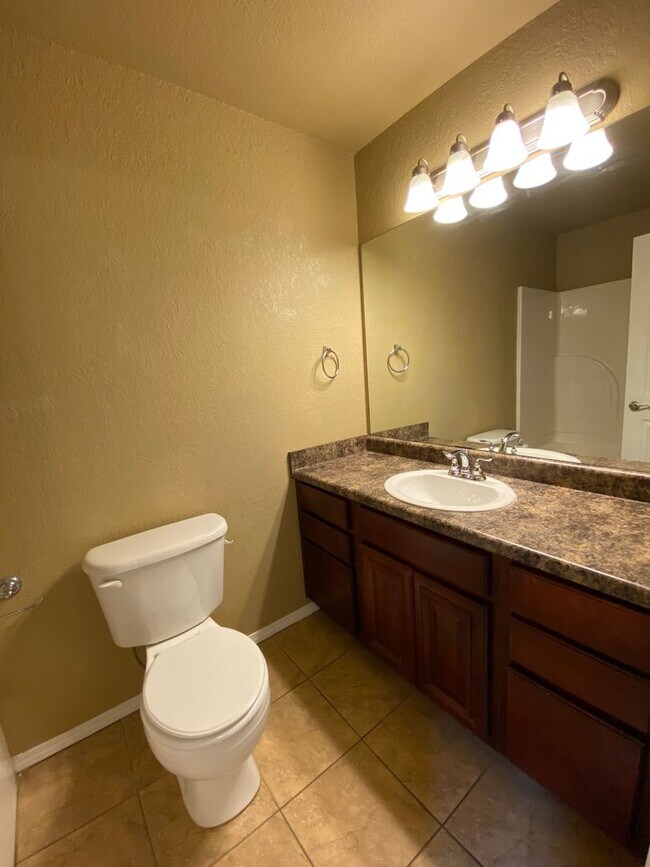 Building Photo - Wonderful Two Bedroom in Elkins AR!