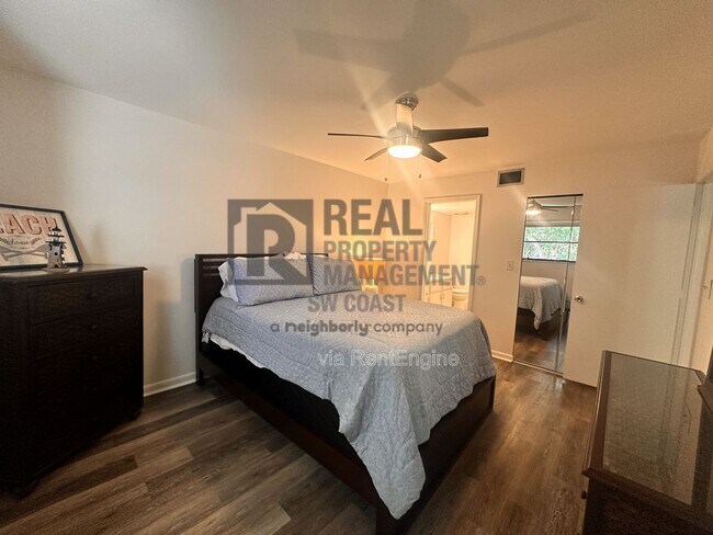 Building Photo - 28100 Pine Haven Way