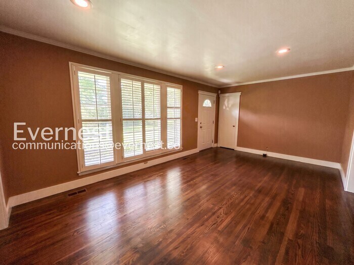 Building Photo - 4908 Briarwood Dr