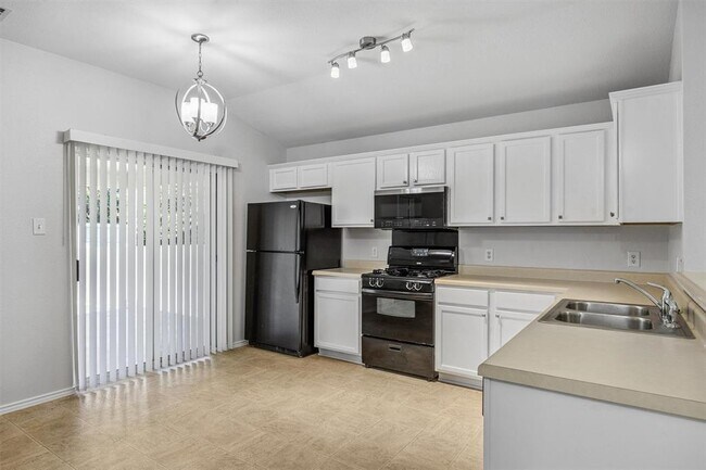 Building Photo - 437 Sweet Leaf Ln