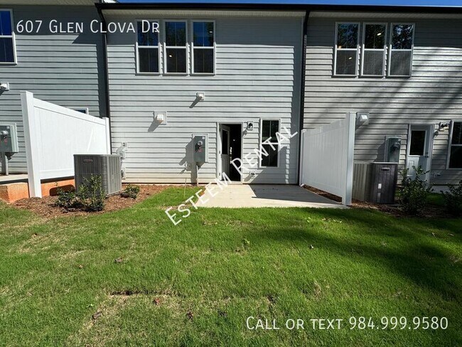 Building Photo - 607 Glen Clova Dr
