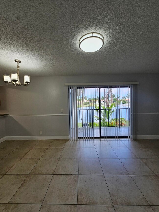 Building Photo - 1660 Windorah Way
