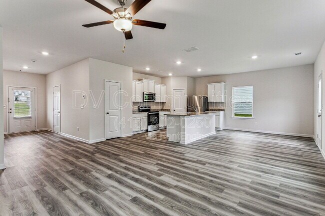 Building Photo - 249 Limestone Cir
