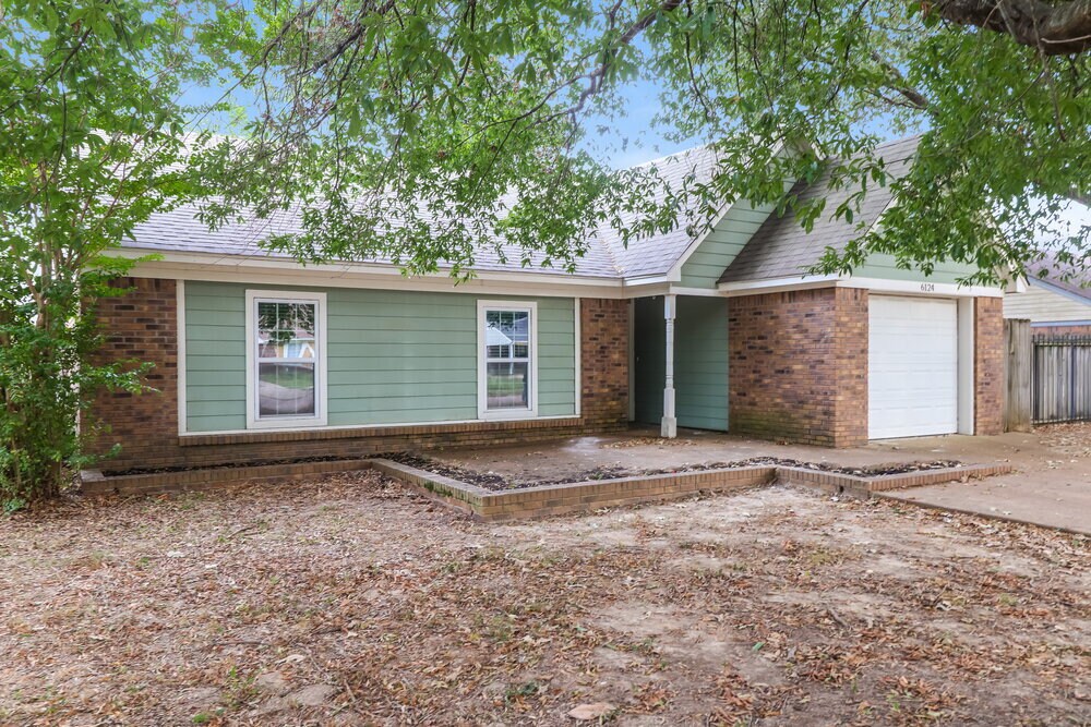 Building Photo - 6124 Kensington Cir