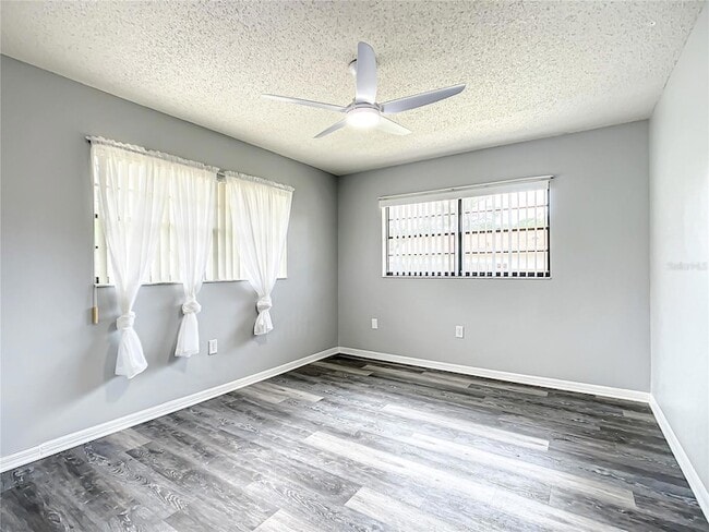 Building Photo - 5576 W Pine Cir