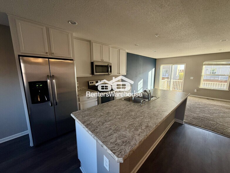 Building Photo - 7344 146th Ave NW