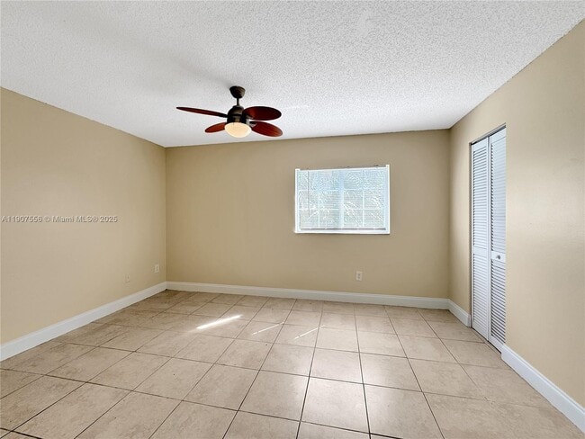 Building Photo - 3610 N 56th Ave