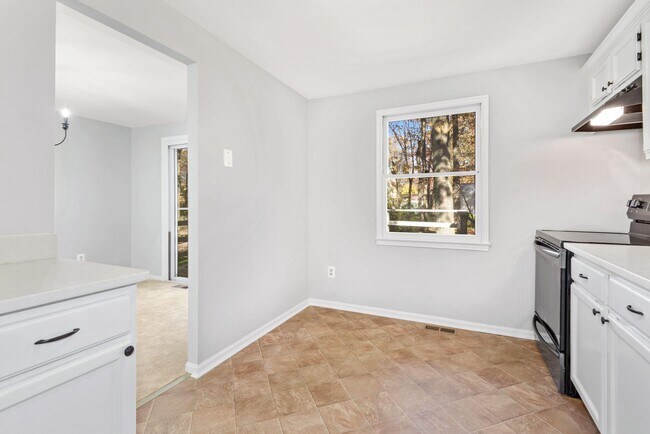 Building Photo - 12712 Longleaf Ln