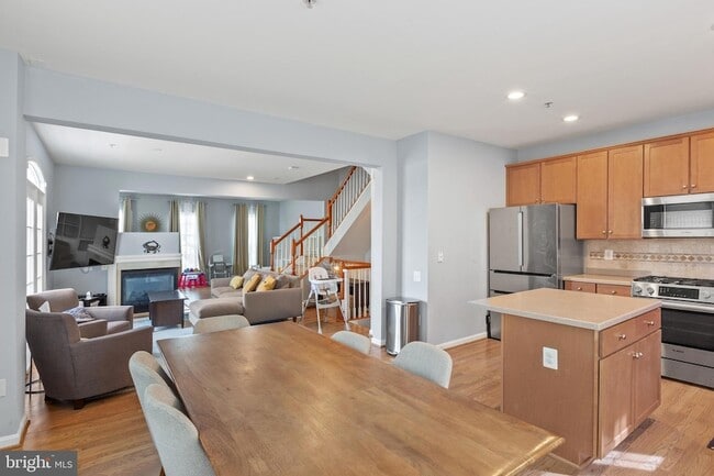 Building Photo - 2500 Clairmont View Way