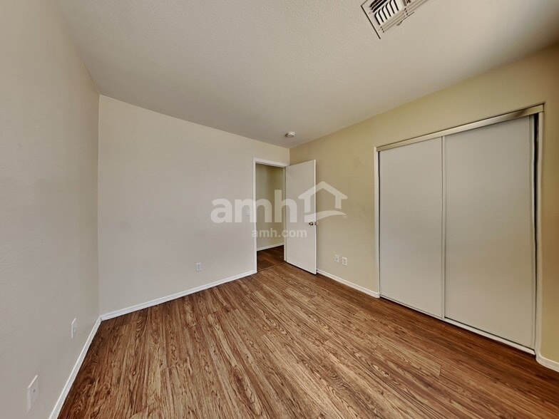 Building Photo - 8208 W Apache St