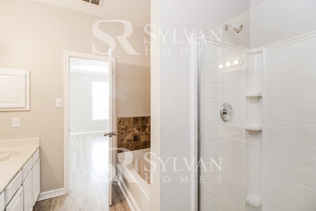 Building Photo - The Lifestyle You Deserve.