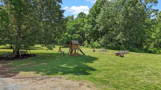 Building Photo - 4085 Alston Bridge Rd