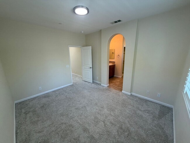 Building Photo - 5028 Ocean Ln