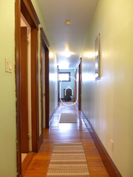 Building Photo - 35 Blenford Rd