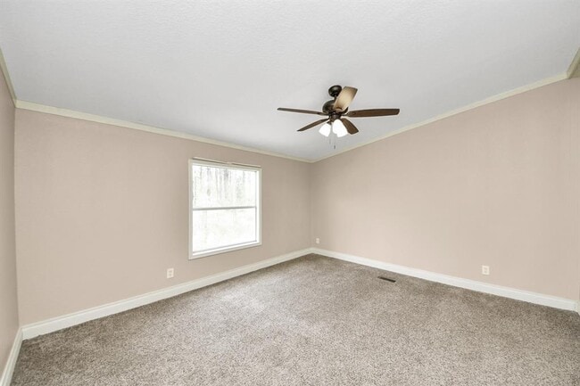Building Photo - 524 Rd 5253