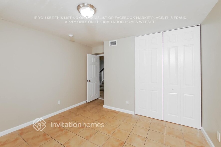 Building Photo - 1314 SW 131st Pl Cir E